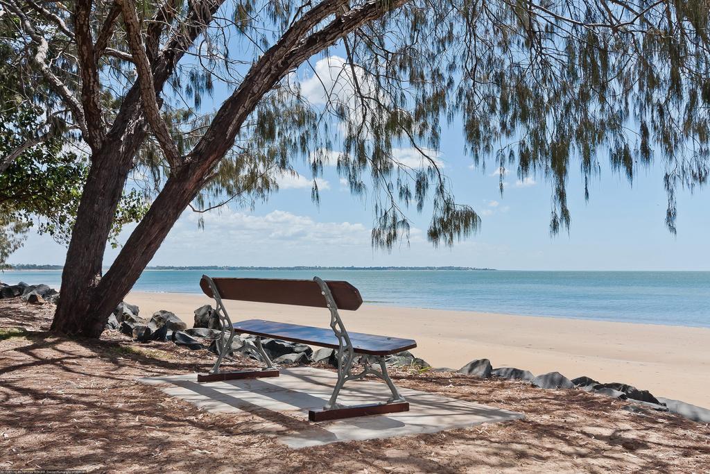 Silver Sands Apartments Hervey Bay Exterior photo