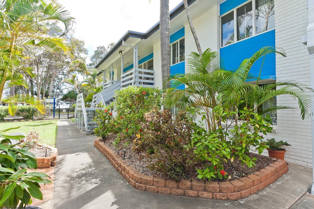 Silver Sands Apartments Hervey Bay Exterior photo
