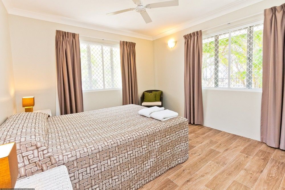 Silver Sands Apartments Hervey Bay Exterior photo